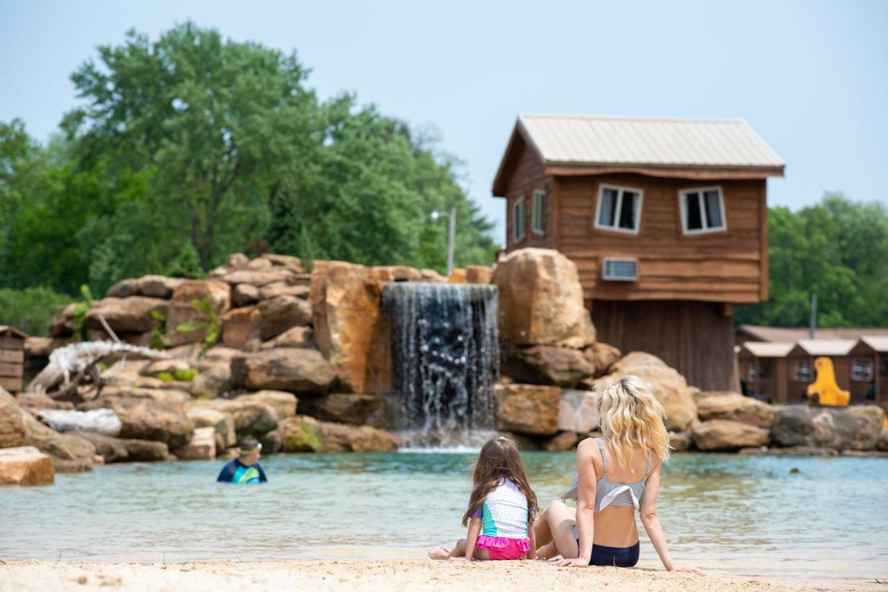The Vue Boutique Hotel & Boathouse Wisconsin Dells Eksteriør billede